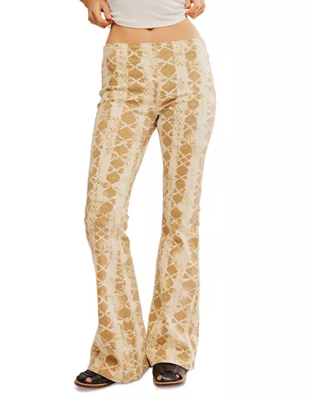 We The Free Penny Printed Pull-on Flare Jeans Size 30